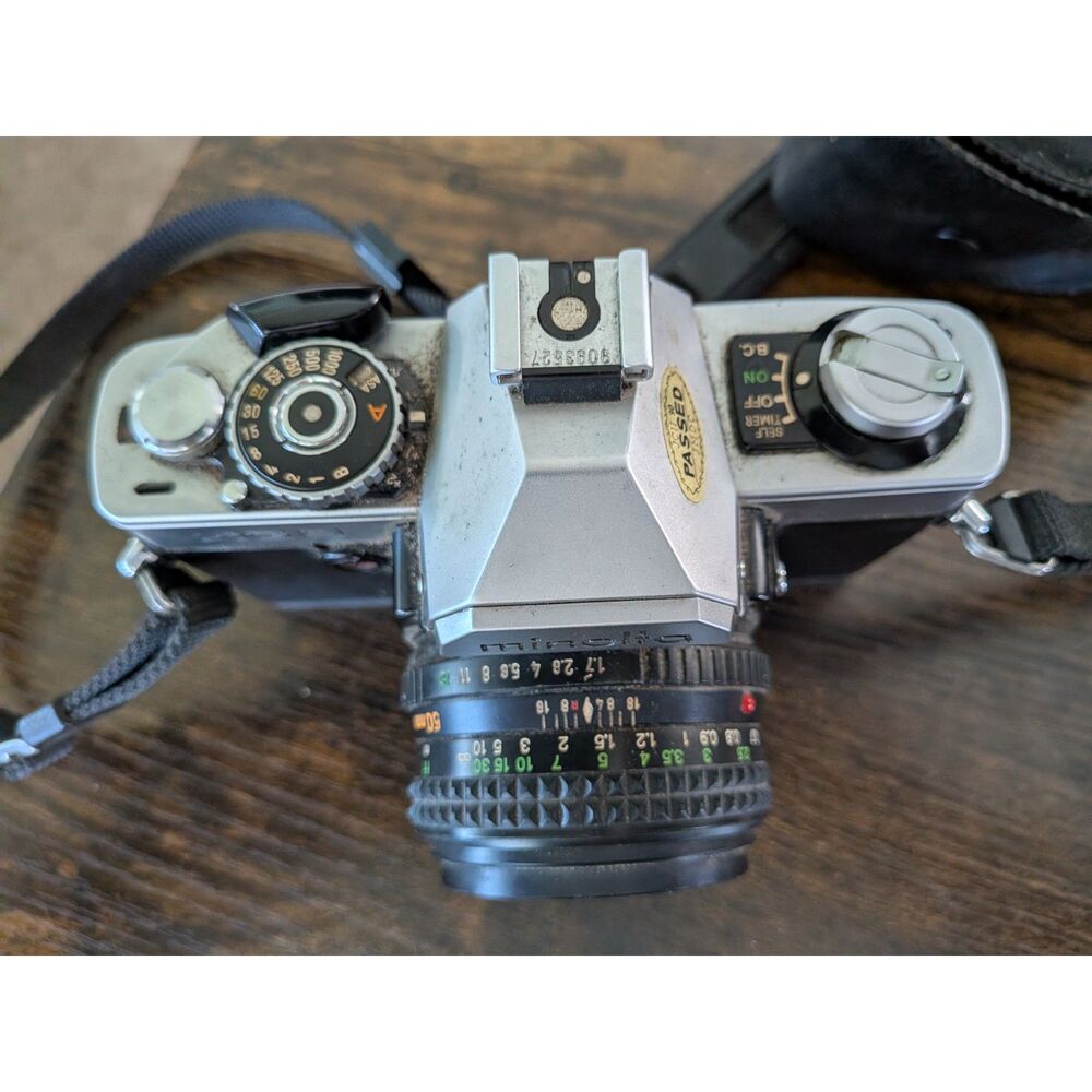Vintage 1970 Minolta XG-9 35 mm film SLR camera MD Rokkor 50 mm f/1.7 lens AS IS